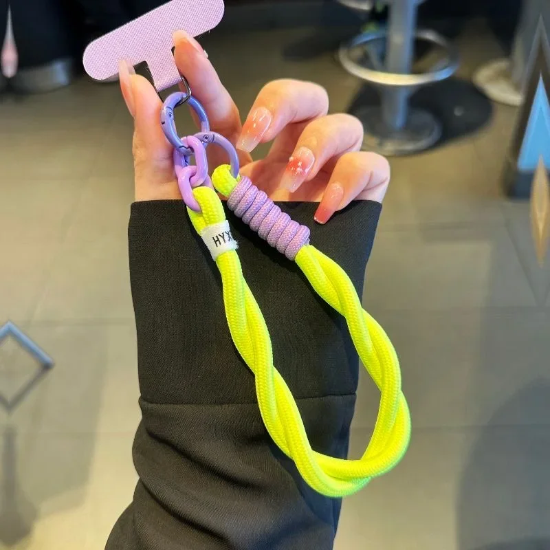 Fashionable Twist Rope Mobile Phone Lanyard with Anti-Loss Wrist Strap Decor