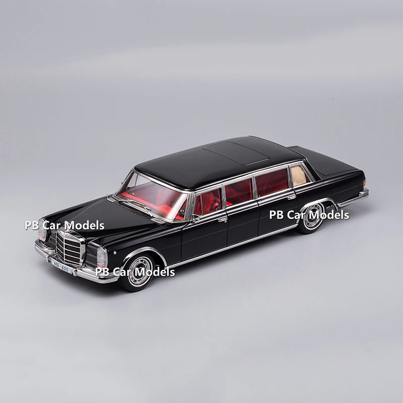 

KengFai 1:18 Pullman W100 600 alloy car model collectible car model