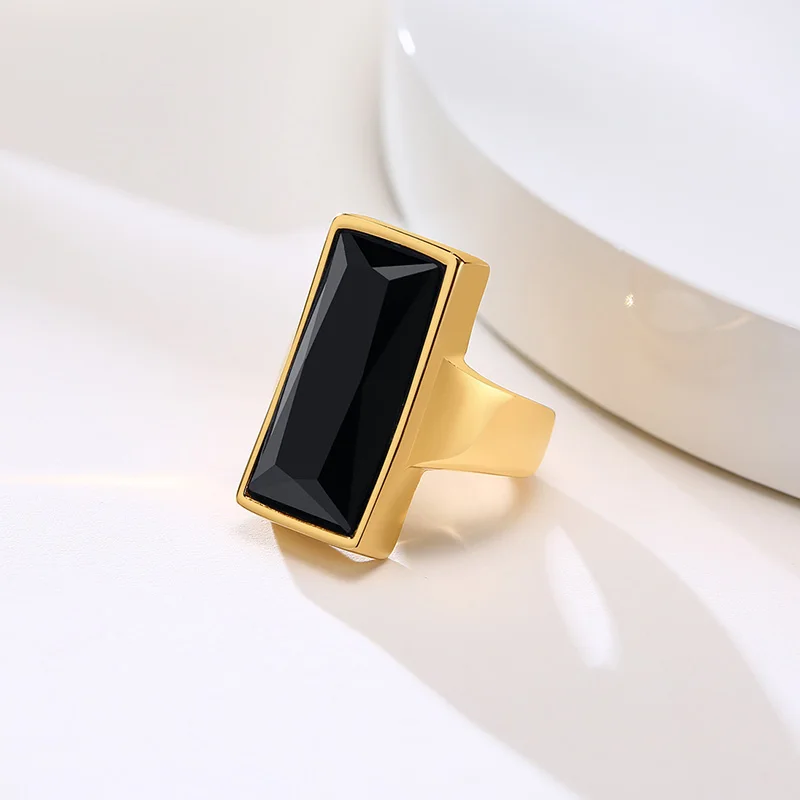 Elegant Vintage Turquoise Bohemian Statement Ring in Stainless Steel
