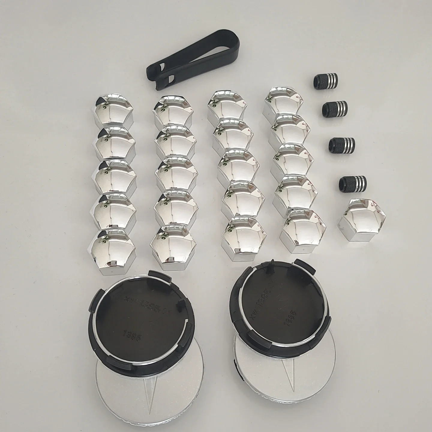 56/57MM 4PCS 29PCS for Tesla Model Y Model 3 S/X Dust-proof Cover Wheel Car Wheel Hubcap Center andTire Cap Screw Accessories