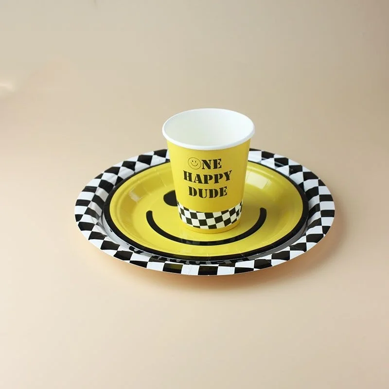 Ten pieces cute smiley face plates picnic party birthday party dessert cake plate