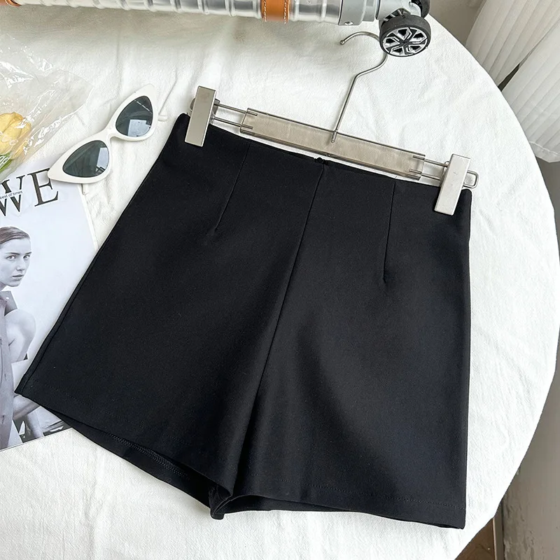 Shorts Women 2024 Summer New High Waisted Black Casual Versatile Simple Ladies Short Pants Straight Streetwear Hot Shorts