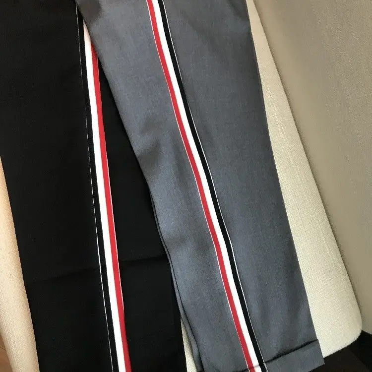 

Новинка 2024, укороченные брюки THOM, деловой облегающий костюм, стильные универсальные укороченные брюки в британском стиле, модные брюки с лентой трех цветов