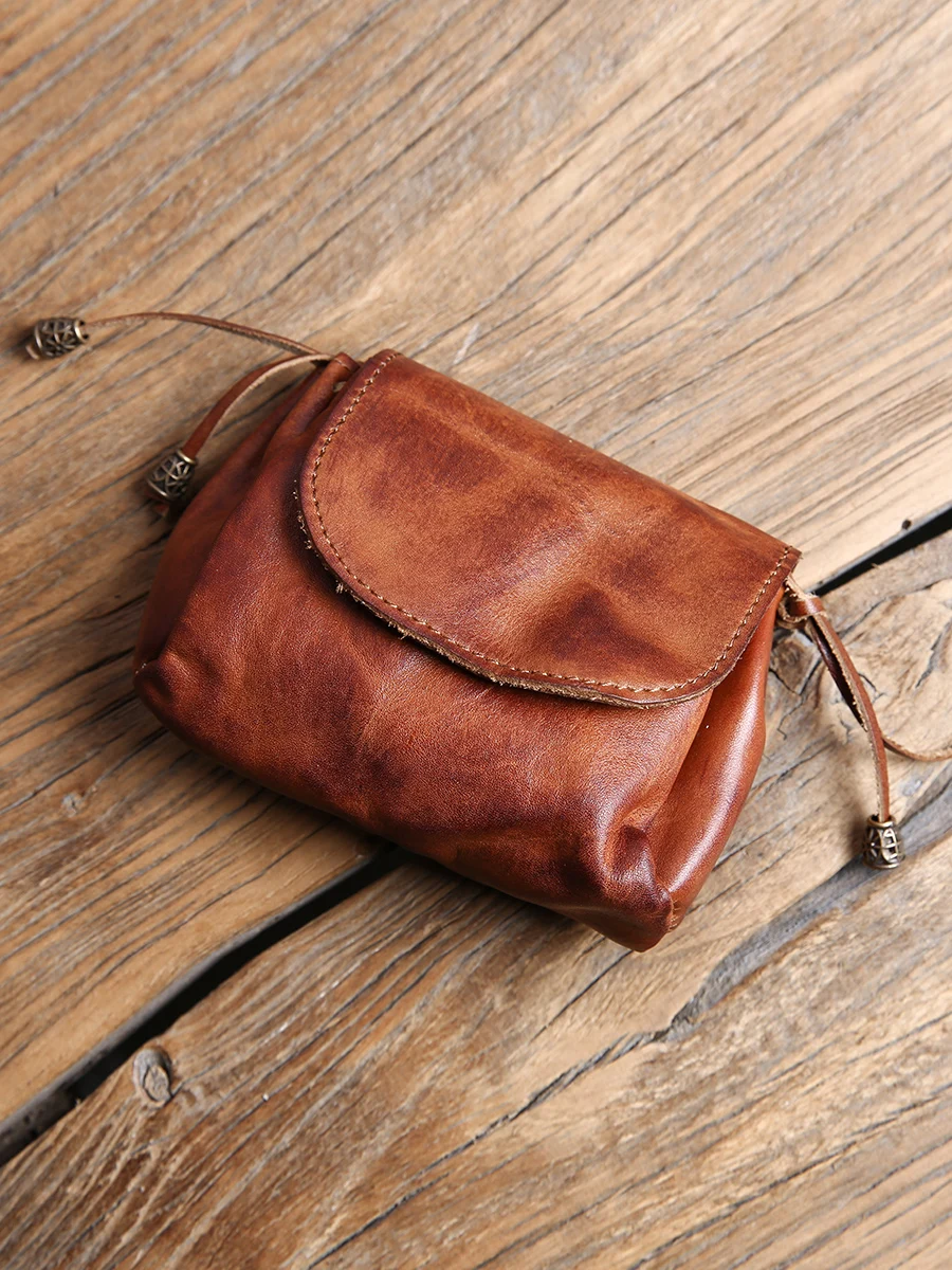 AETOO Handmade Small Wallet Men's Leather Short Niche Design