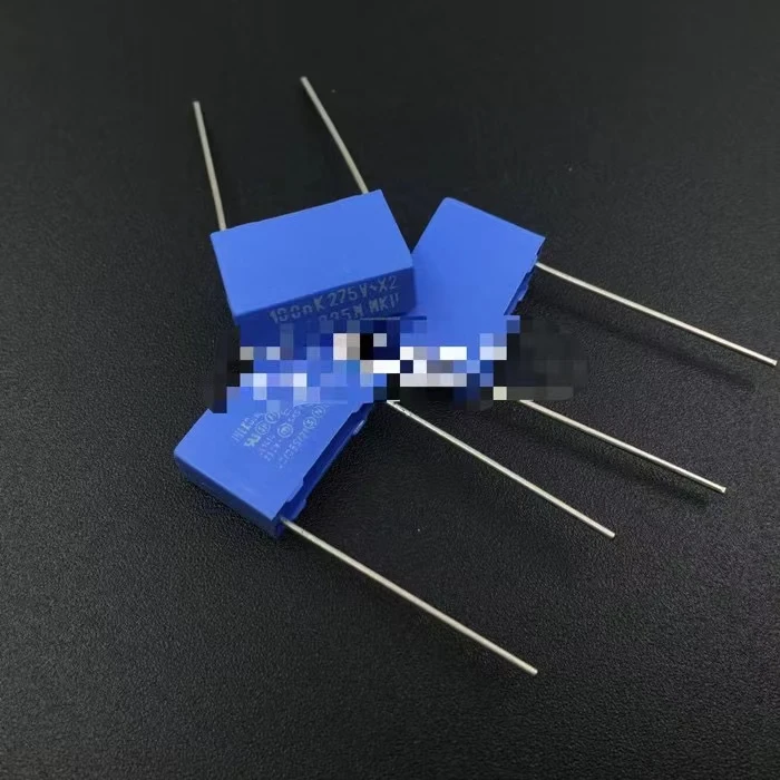 100 10pcs/New Safety capacitor 0.1UF 275V AC 104 305V AC 100NF