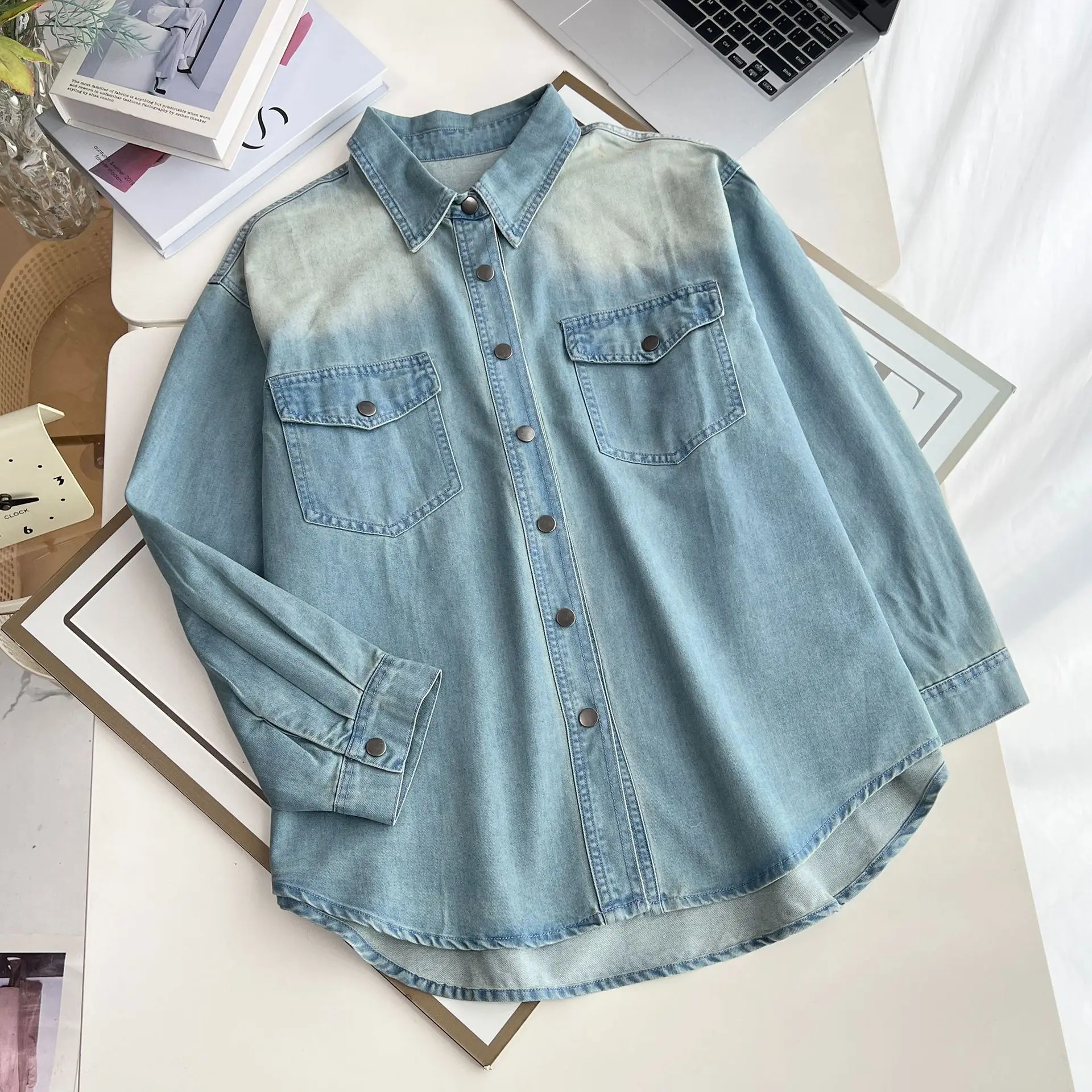 Fashion Plus Size Women's Blouses New Autumn Simple And Retro Long Sleeved Denim Shirt 2521
