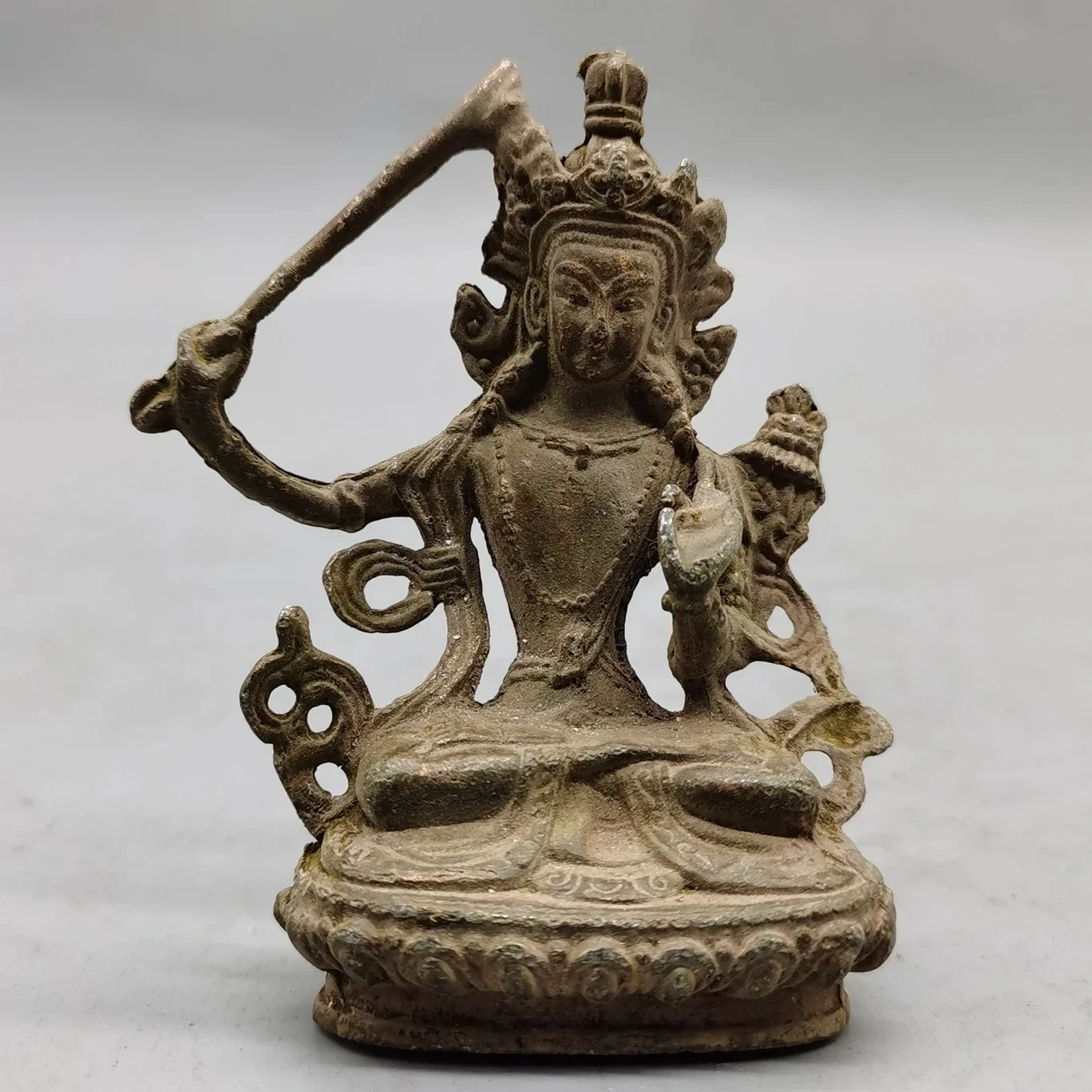 

Китайская продуманная бронзовая скульптура «Будда Бодхисаттва», металлическое украшение для дома ручной работы