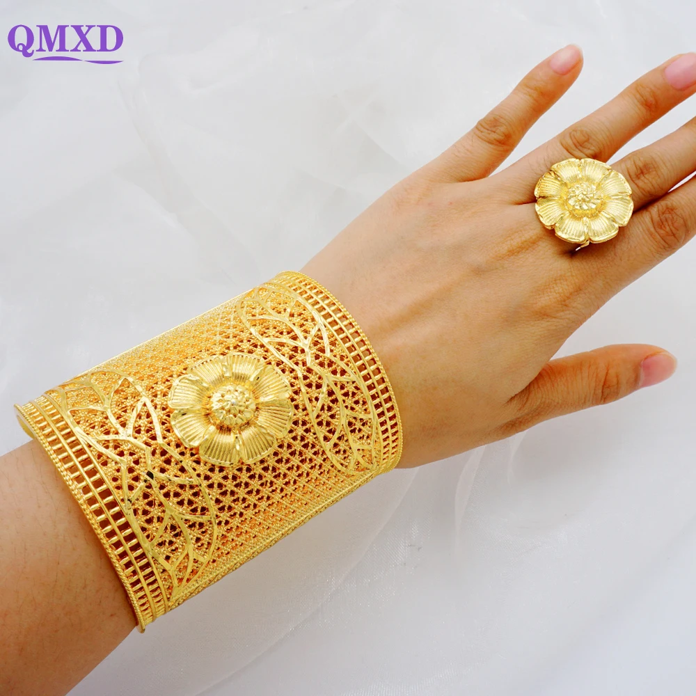 

Dubai Wide Bangle With Ring For Female African Women Nigerian Bridal Wedding Banquet Gifts Mexico Bangles Jewelry