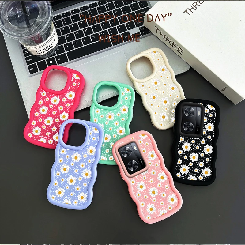 White Daisy Wavy Shape Silicone Phone Case