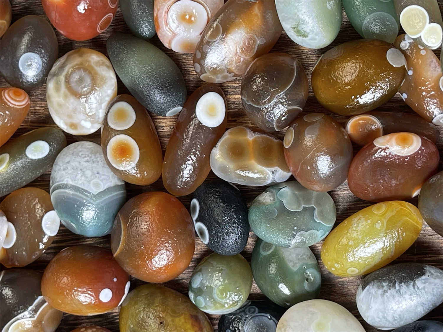 1pcs/lot Multi-eyed Gobi Big Agate Wisdom Large Medium Small Sky Eyeballs world cherishes collectibles Miraculous strong energy