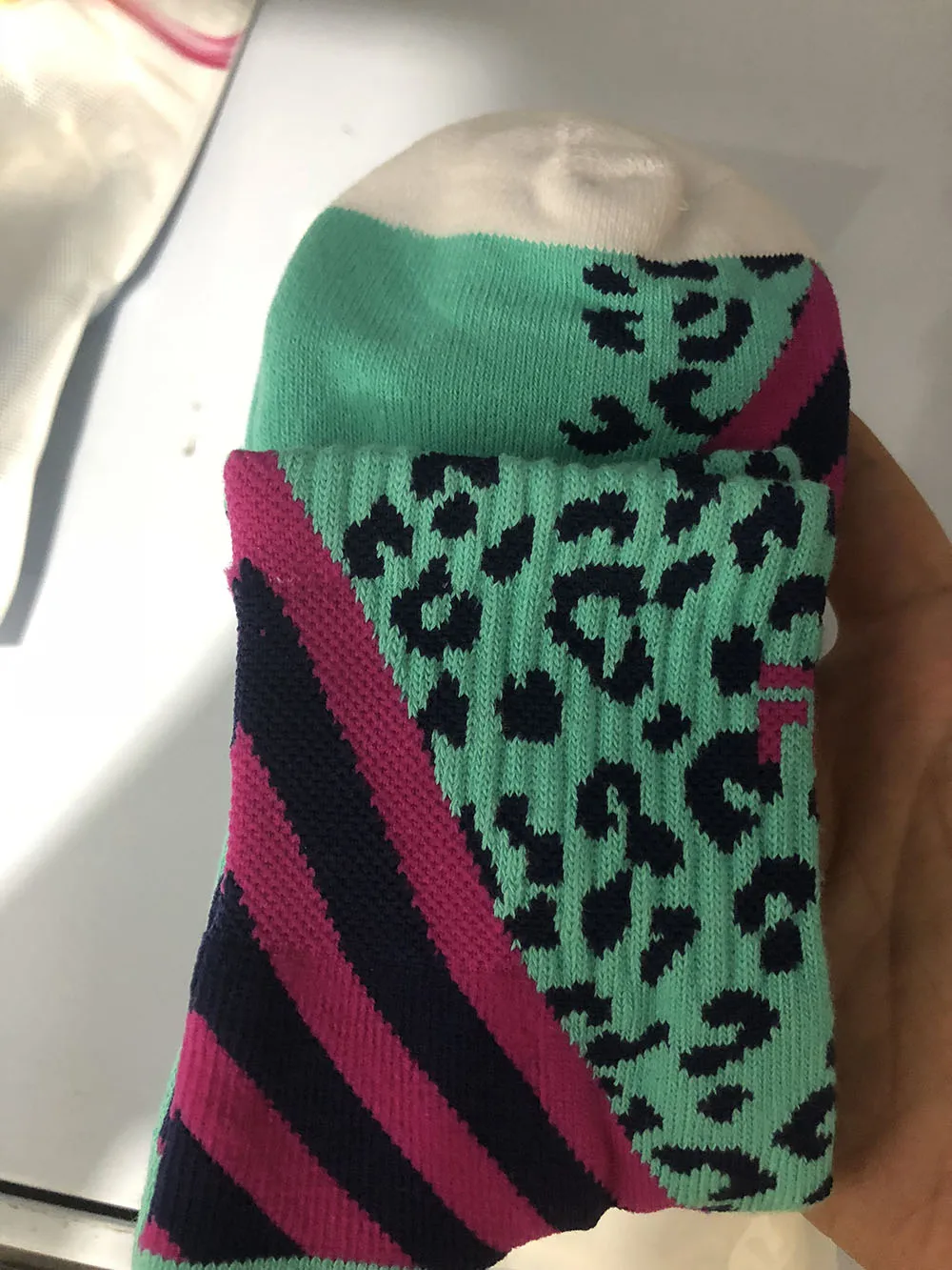 1 pair TAAN Ladies' Badminton Socks Women Thickened Tower Cotton Quick Dry Running Sport Breathable Tennis Sock T-130