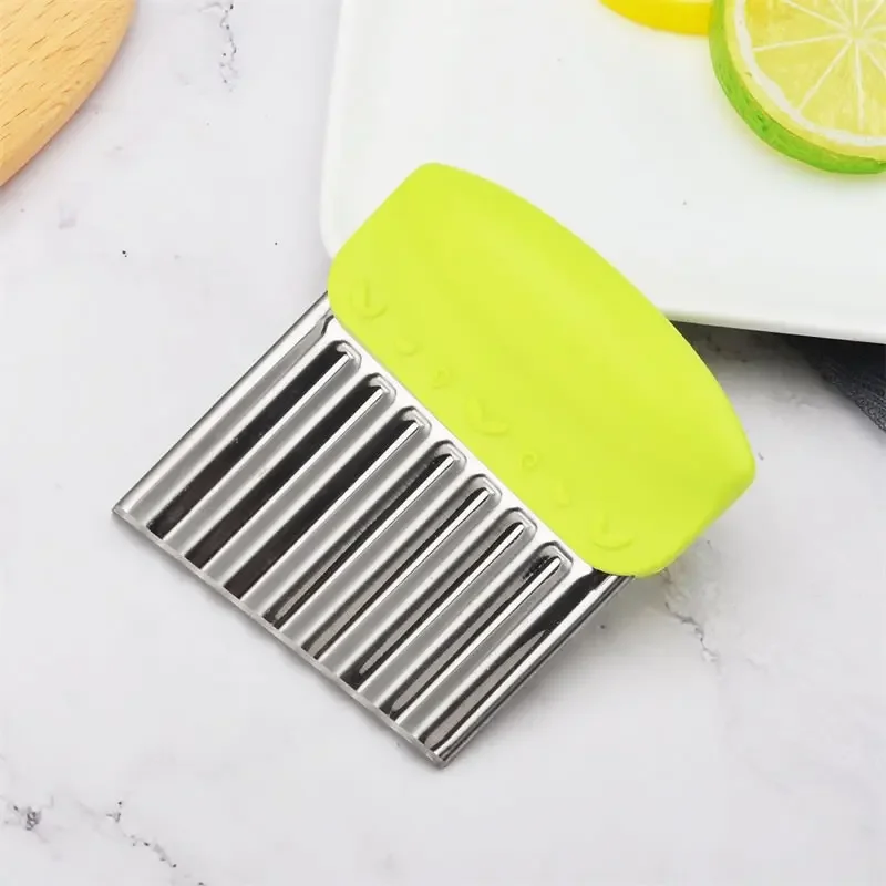 QueenTime Wavy French Fries Cutter Stainless Steel Potato Slicer Vegetable Chopper Veggie Slicer Durable Kitchen Gadgets Cutter