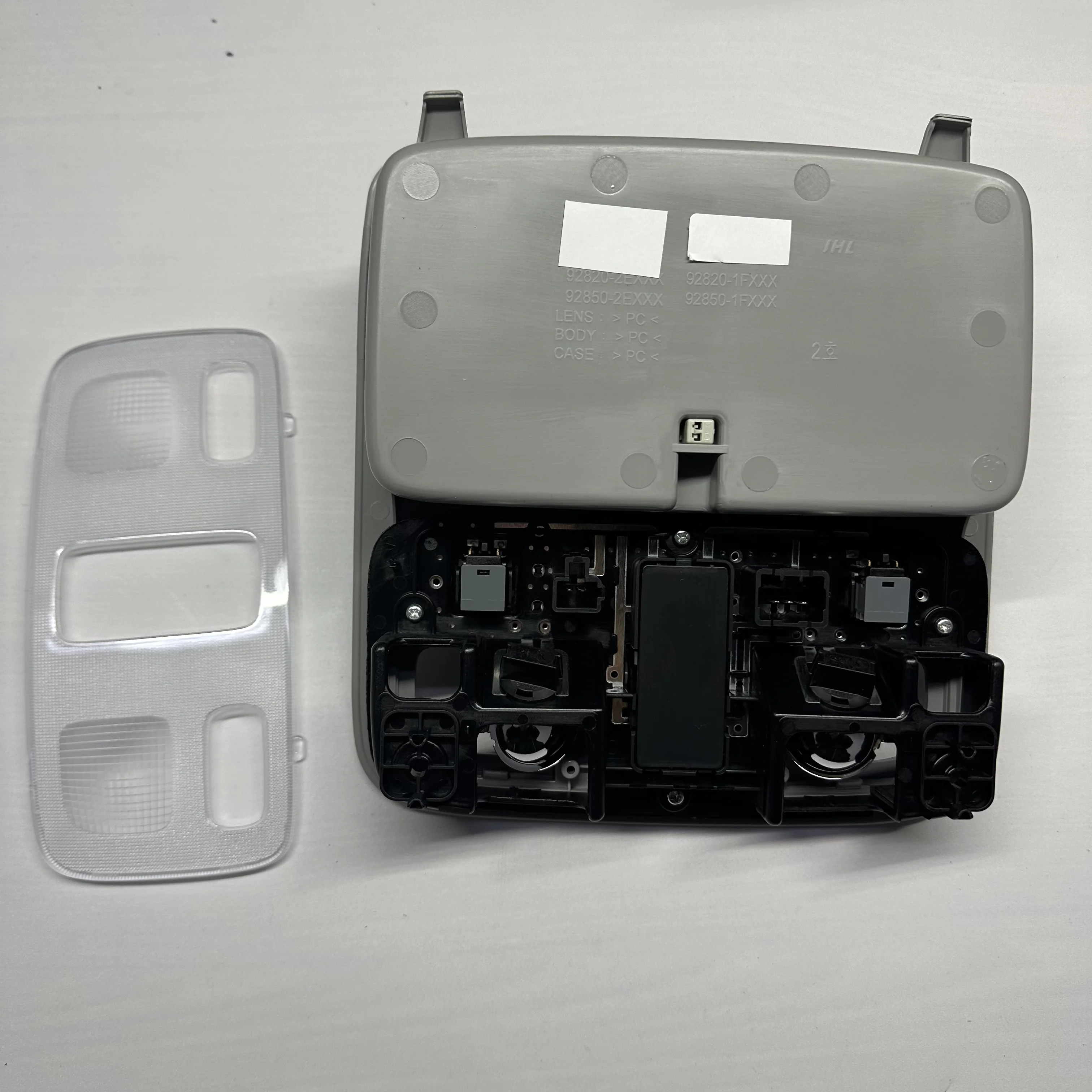 thumbnail image 2 of HYUNDAI Overhead Console Interior Lamp For KIA Forte/Koup 2009-2013 – OEM Part #928201M0008O 2 of 12