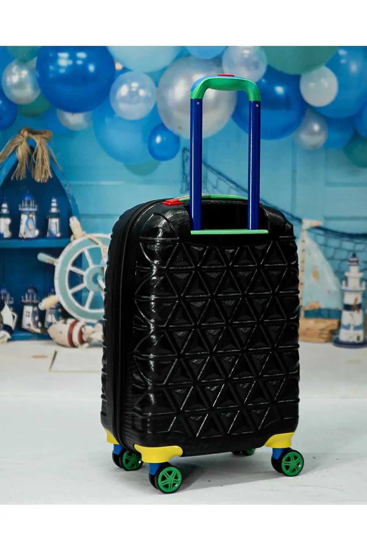 Suitcase Cabin Size Suitcase (4 wheels) Unbreakable