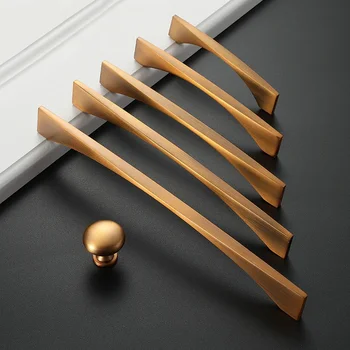 ลูกบิดประตูห้องครัวและตู้เสื้อผ้าแบบคลาสสิคลิ้นชักลิ้นชักทองเหลืองทองเหลืองทองเหลืองทองเหลืองด้ามจับตู้โบราณแบบคลาสสิก 1