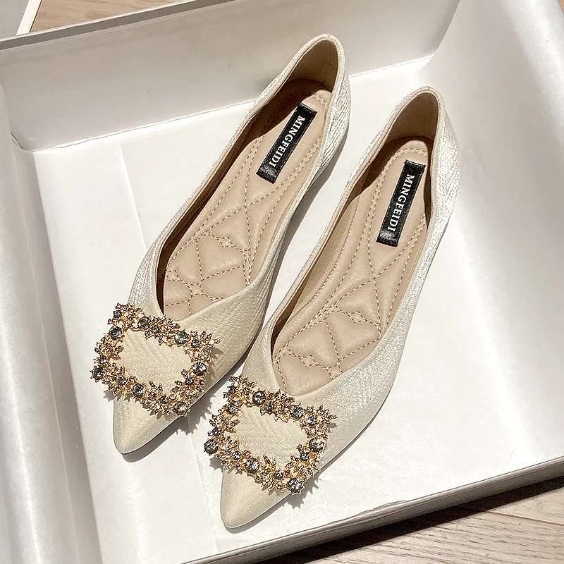 

Pointed Toe Flat Shoes Ladies Shoes Spring Autumn Fashion Metal Buckle Decorative Low Heel Women's Shoes Plus Size 44 45 46