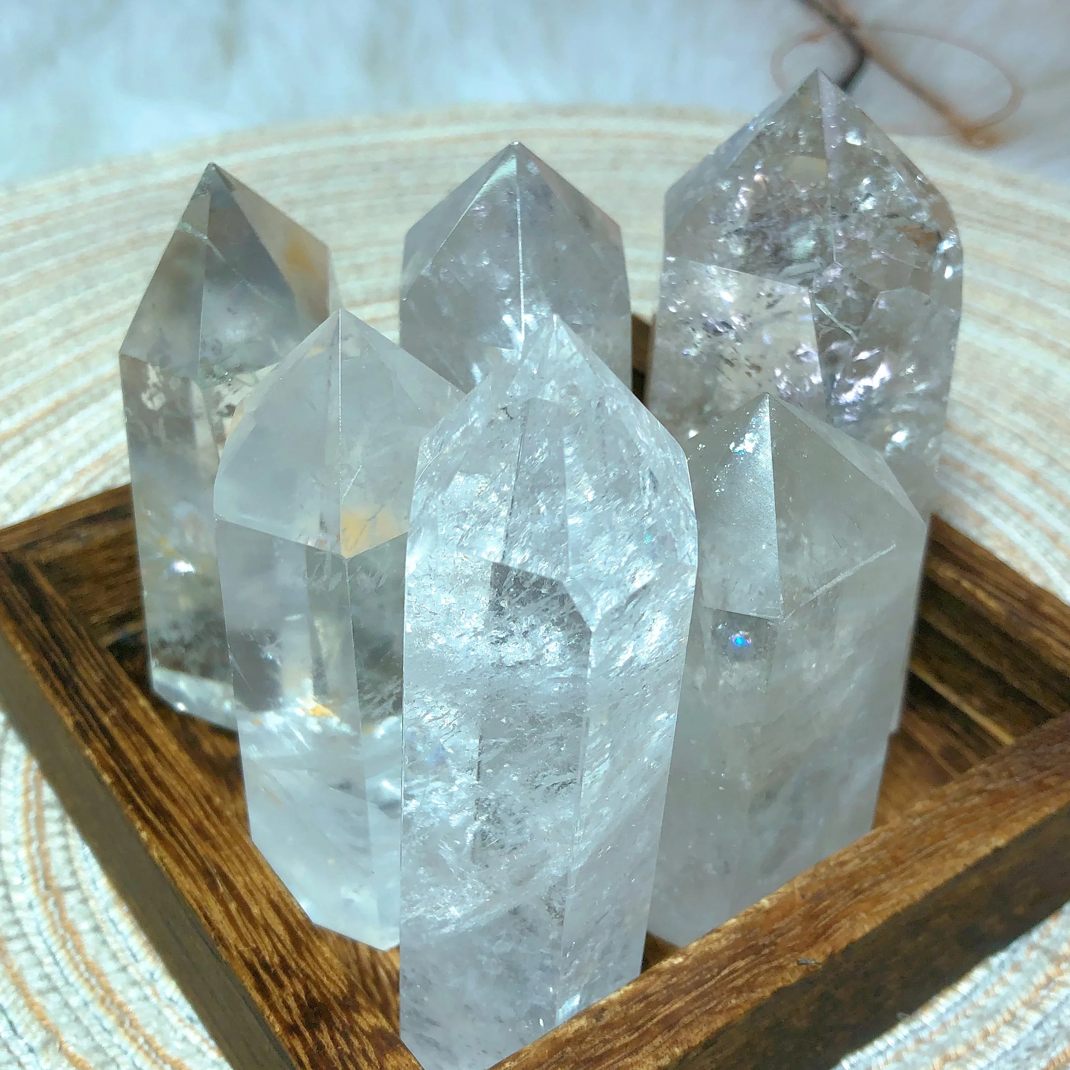 High Quality Natural Crystals Clear Quartz Tower Energy Healing Ornament  Rainbow Home Decorations Room Decor 4