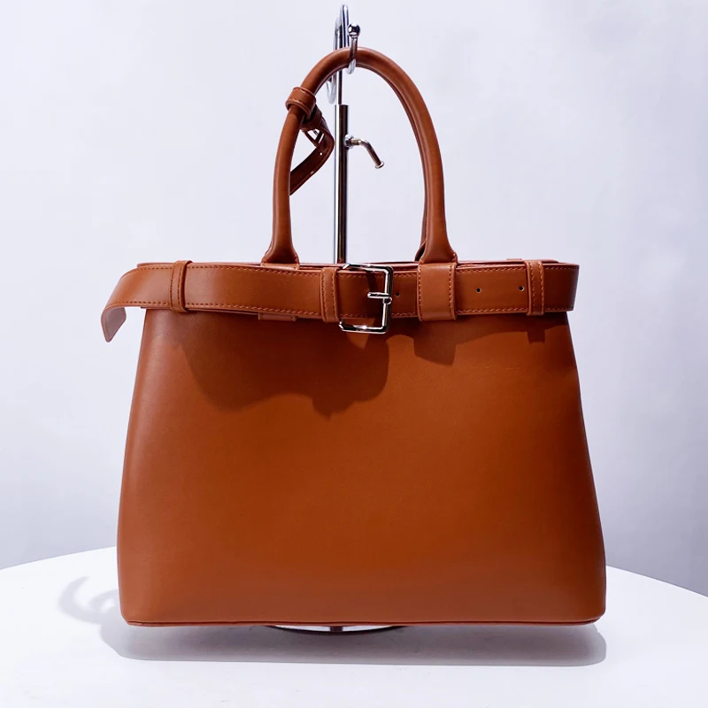 

Роскошные дизайнерские сумки-кошельки с пряжкой для ремня, новинка 2024, классические простые женские сумки через плечо