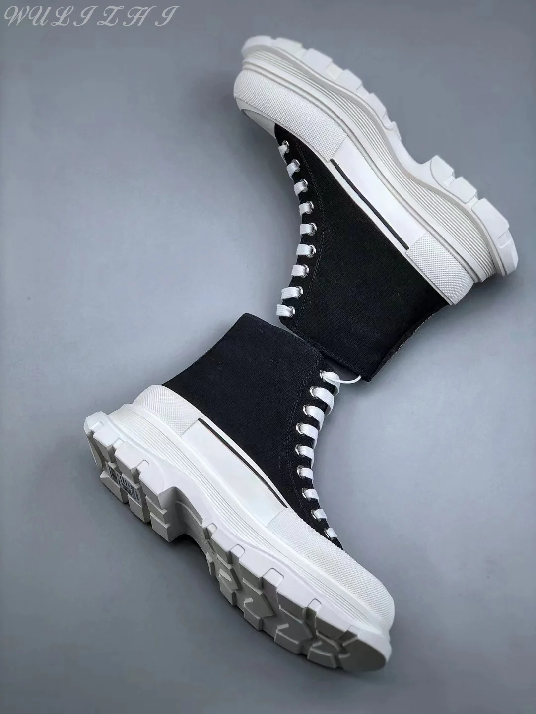 Spring New Men's Sports Shoes Fashion Canvas Shoes Women Shoes Tennis Shoes High-Top Running Casual Shoes Outdoor