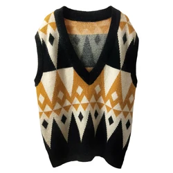 2 Colors 2021 Spring And Autumn Korean Style Plaid V Neck Loose Knitted Sleeveless Vest Sweaters Womens Pullovers Womens Vests