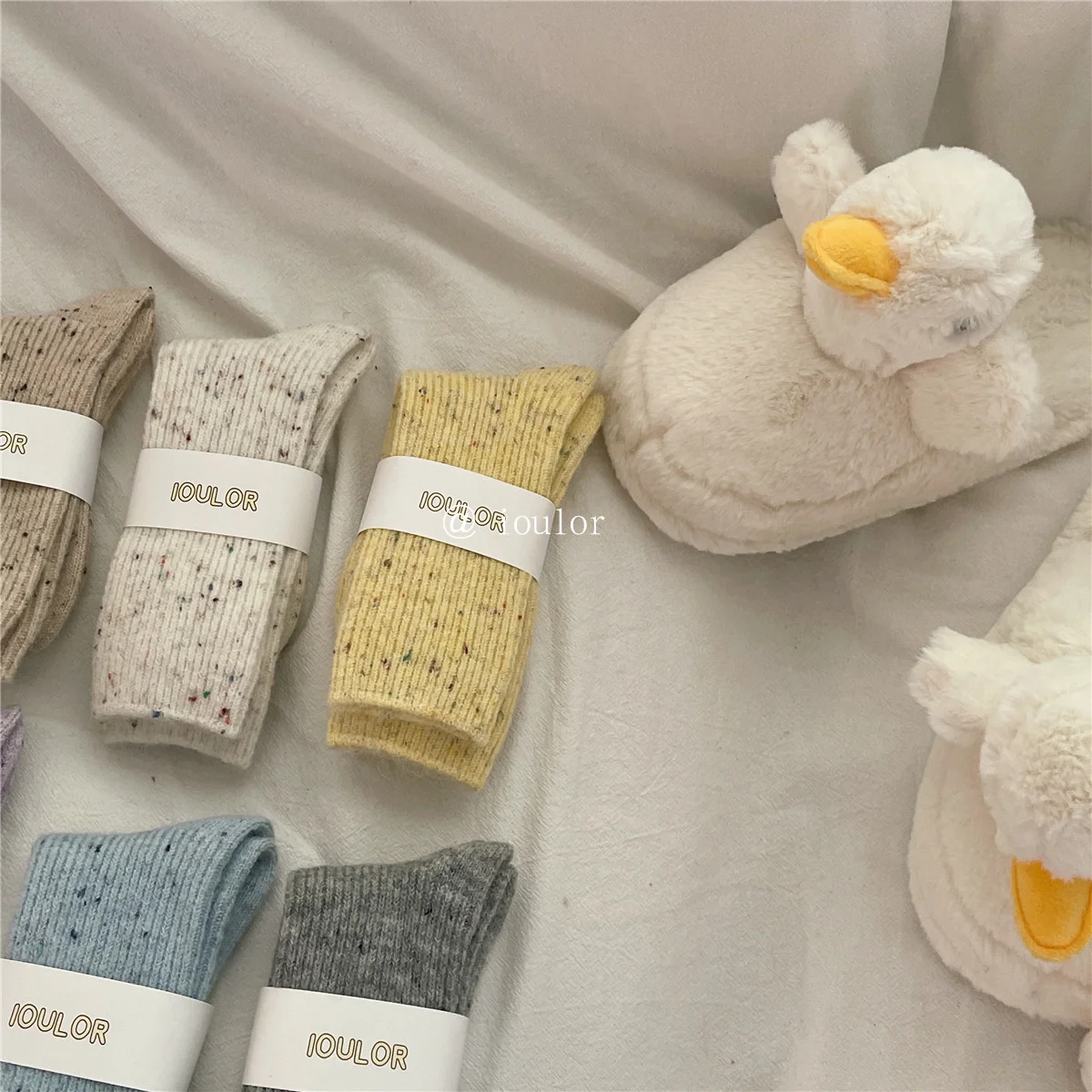 SP & STADT Koreanische Mode Winter Verdickt Punkt Wolle Socken frauen Baumwolle Solide Mittel Rohr Warme Socken Harajuku Kaschmir strümpfe – Detail 3