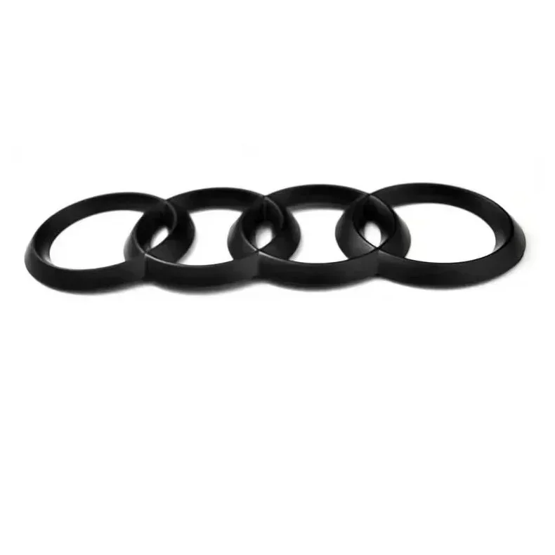 아우디 실버/블랙 4링 ABS 자동차 전면 엠블럼 배지 및 후면 트렁크 엠블럼 배지 스티커 (A3 A4 A5 A7 A2 Q3 Q5 Q8 호환)