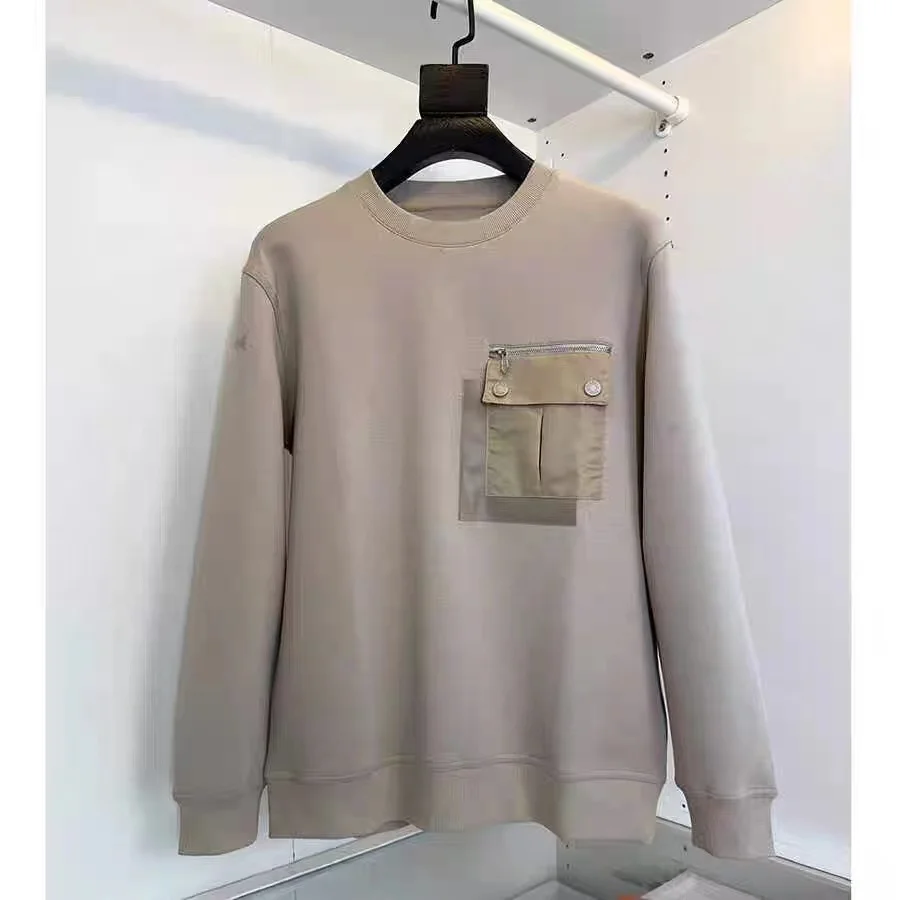 thumbnail image 1 of Sudadera con capucha para hombre de manga larga con cuello redondo y decoración de bolsillo en el pecho de algodón de otoño e invierno, 1 of 4