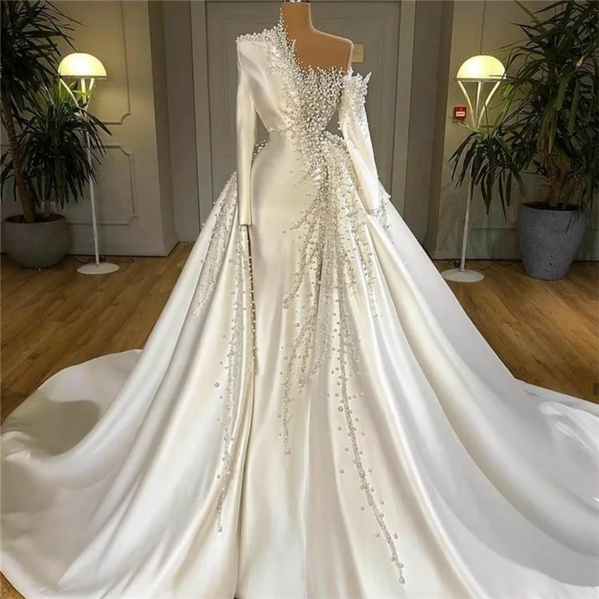 

Hot Selling Fashion Style Scoop Neckline Long Sleeve Mermaid Wedding Dress Pearls Custom Made Beaded Satin Bridal Gown