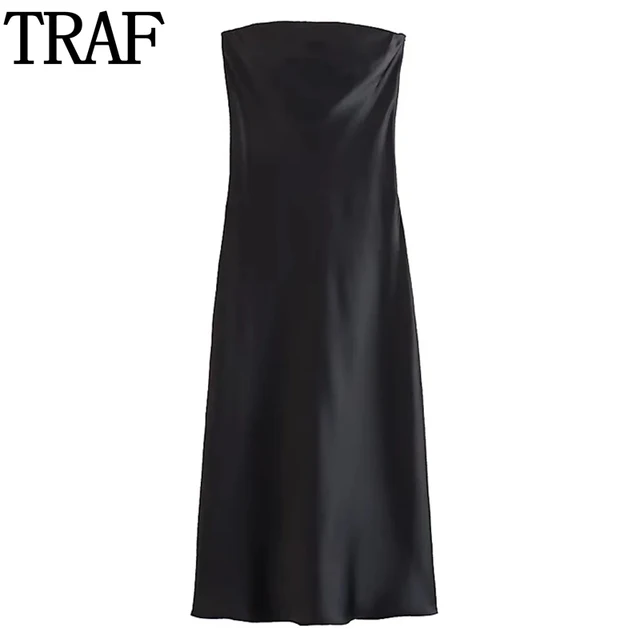 TRAF 블랙 롱 드레스: 우아함과 감각적인 매력의 화신