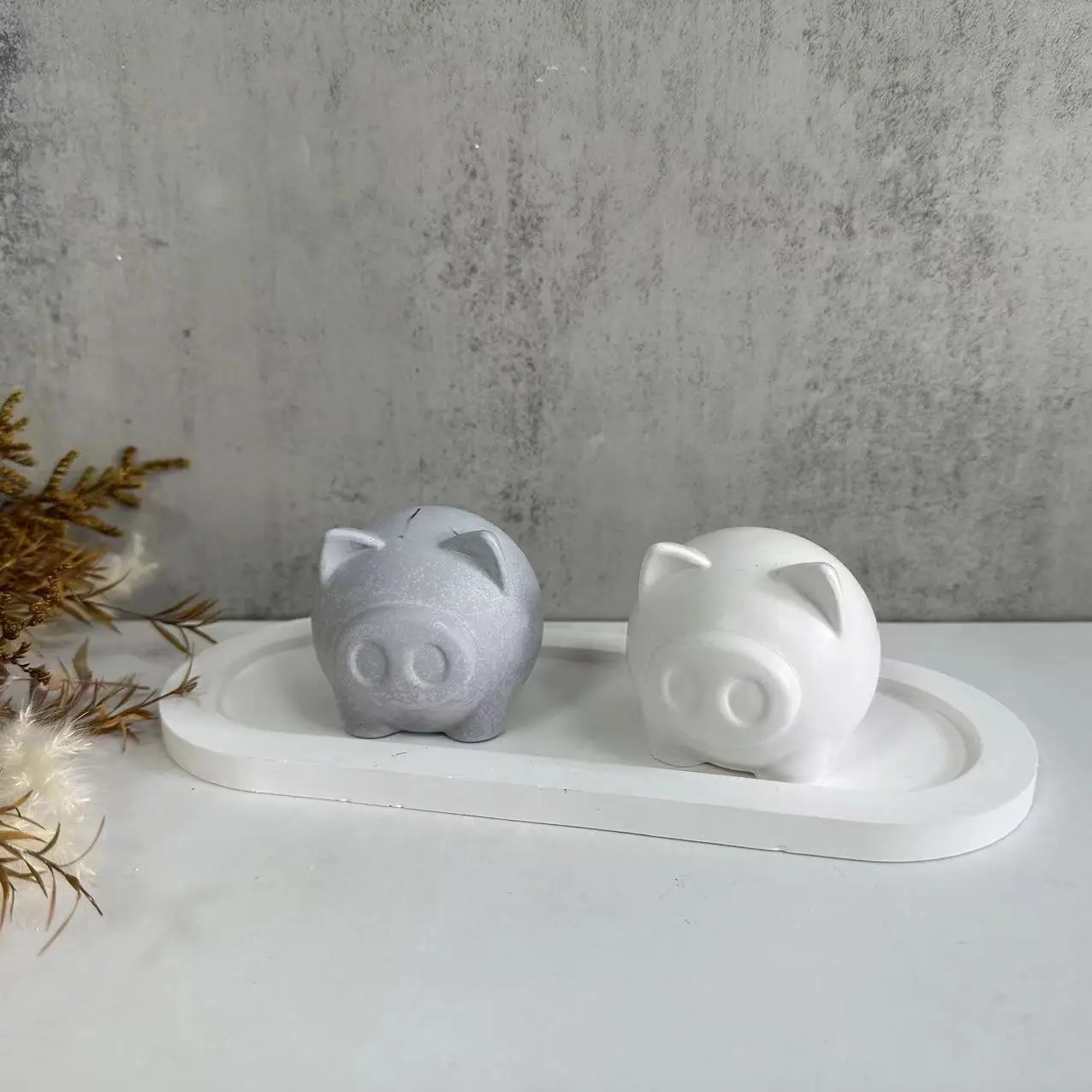 

Cute Pig Candle Silicone Mold for DIY Handmade Ornaments Plaster Candle Jewelry Kids Toys Key Chain Fondant Mould Bakeware