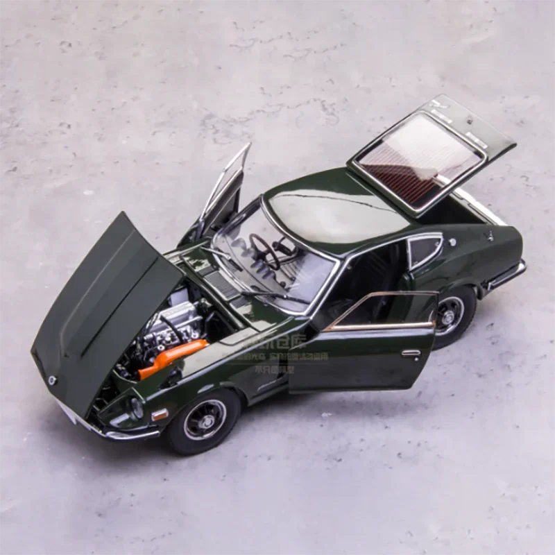 Scale 1/18 Alloy Diecast Metal S30 Fairlady Z 240Z Blake Toy