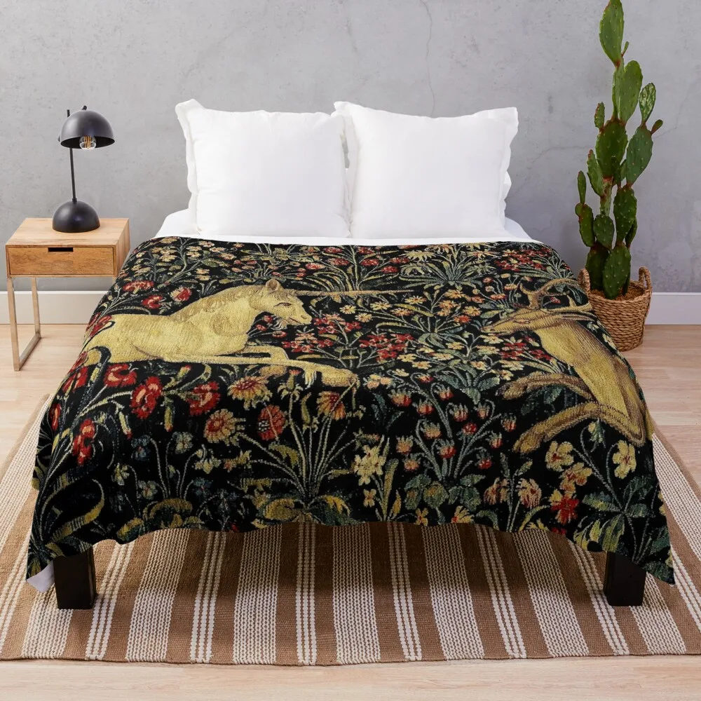 

Medieval Unicorn Midnight Floral Tapestry Throw Blanket Camping Plush Sofa Quilt Decorative Sofa Plaid Blankets