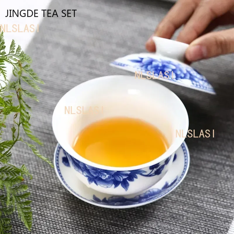 Jingdezhen White Porcelain Gaiwan Tea Cup Blue and White Porcelain Tea Maker Ceramic Handpainted Tea Bowl Tea Set Supplies