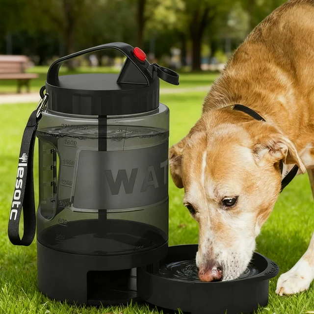 2.2L Dog Water Bottle Large Capacity Drinking Water Bottle Outdoor Sports Water Bottle Outdoor Cat and Dog Water Bottle