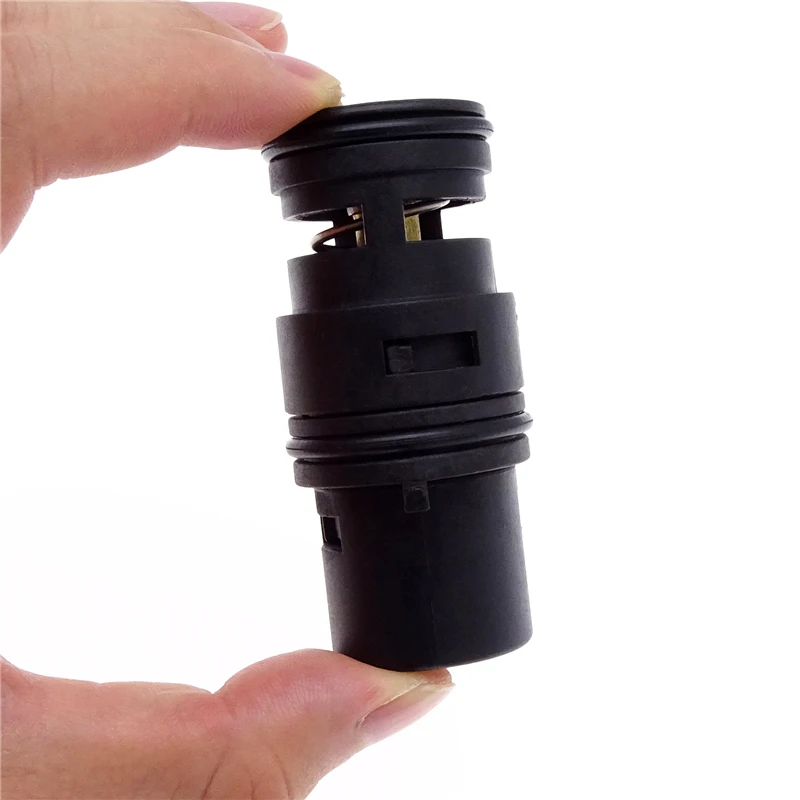 

1 шт. автомобильный масляный радиатор для BMW E46 E53 E83 E85 E86 X3 328I 330CI 17111437362