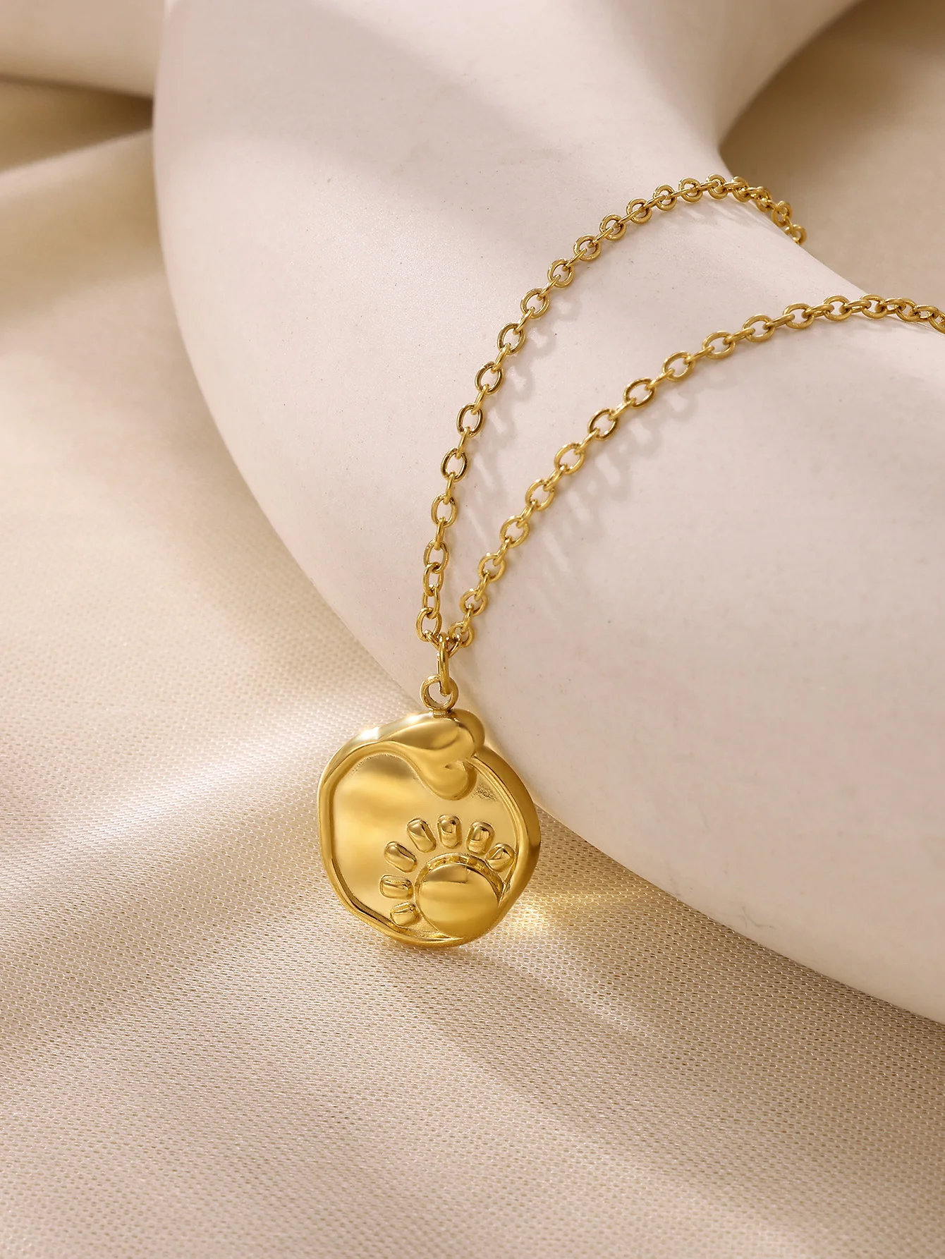 Stainless Steel Geometric Heart Sun Pendant Necklaces For Women