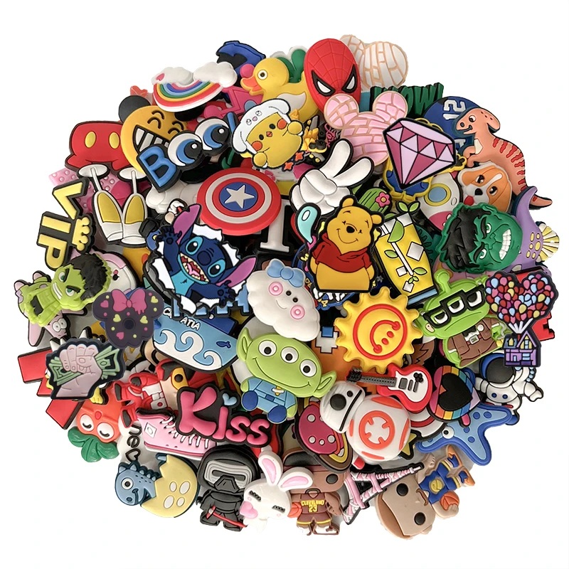 30-200 Stück zufällig gemischte Cartoon-Schuh-Charms für Slides, Clogs, Sandalen, Schuhe, Dekorationen, Accessoires für Weihnachts- und Geburtstagsgeschenke