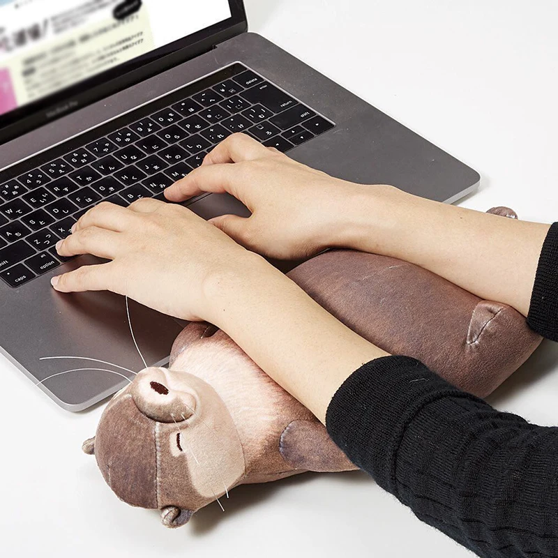 

1Pc Cute Face Up Otter Office Desktop Wrist Cushion Children's Creative Pencil Bag Plush Anti-drop Creative Make-up Bag