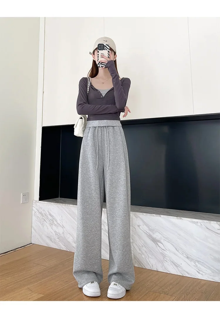 Light gray-[thin] with pocket