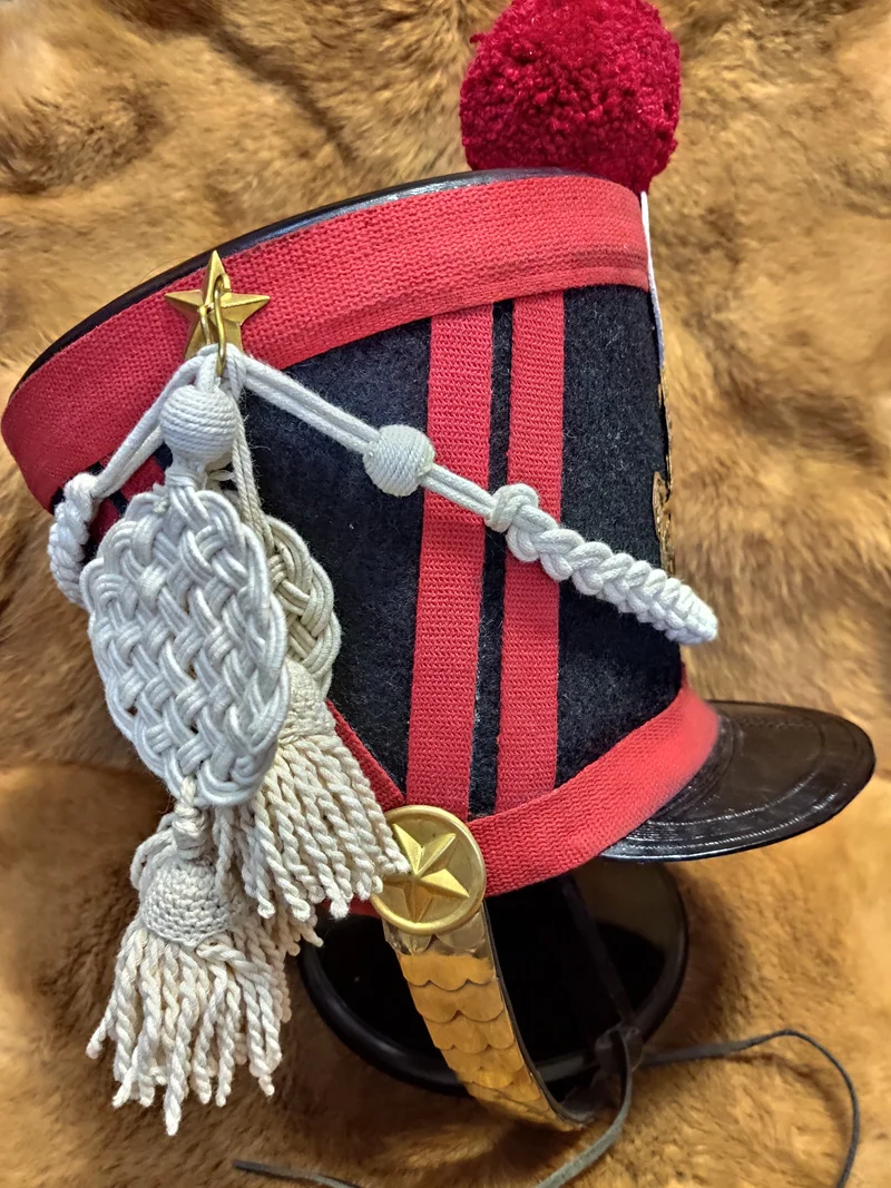 Light cavalry hat shako low-brimmed hat replica French high-brimmed can be worn by real people.