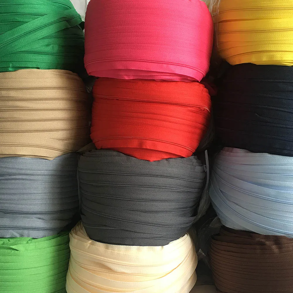 Durable Nylon Coil Zippers with Silver Sliders