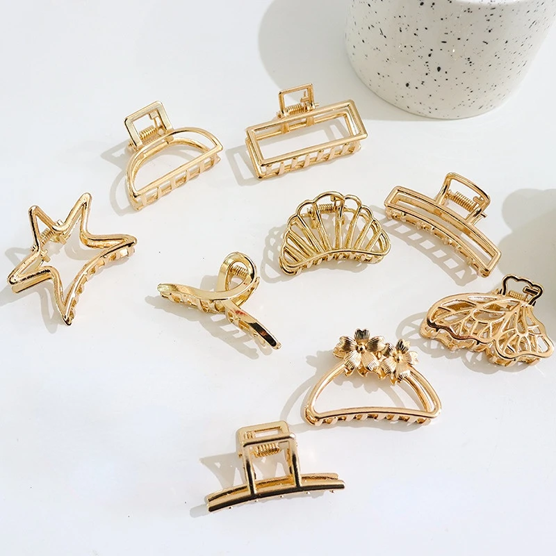 Fashion Hollow Heart Metal Hair Claw Clips Simple Non Slip Mini Gold
