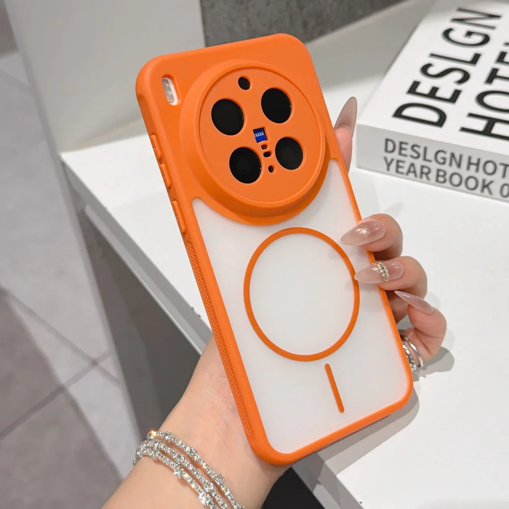 Luxury Clear Frosted Phone Case with Mesh Heat Dissipation and Wireless Charging Capabilities