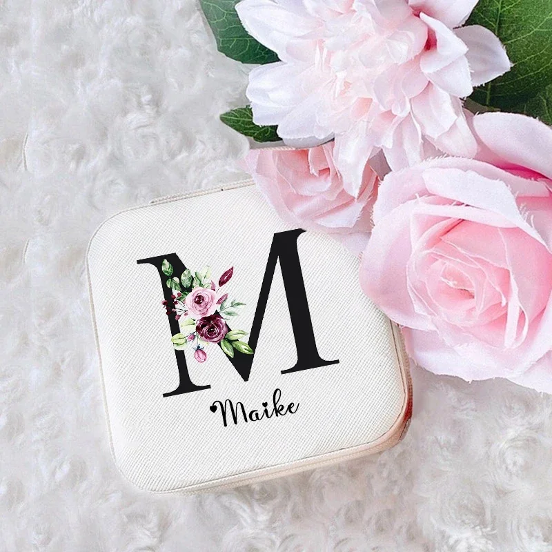 Jewelry Box Personalized Initial Letter Withe Name Girl Jewellery Case Wedding Gift Bridesmaid Portable Travel Case Gifts