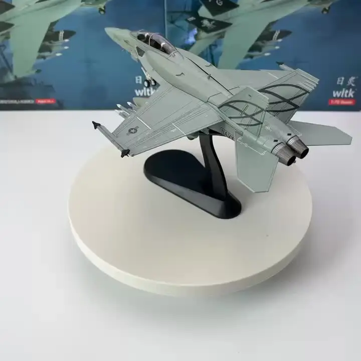 1/72 армия США F/A-18F F-18 Ultimate Hornet F18 корабельный истребитель готовая литая под