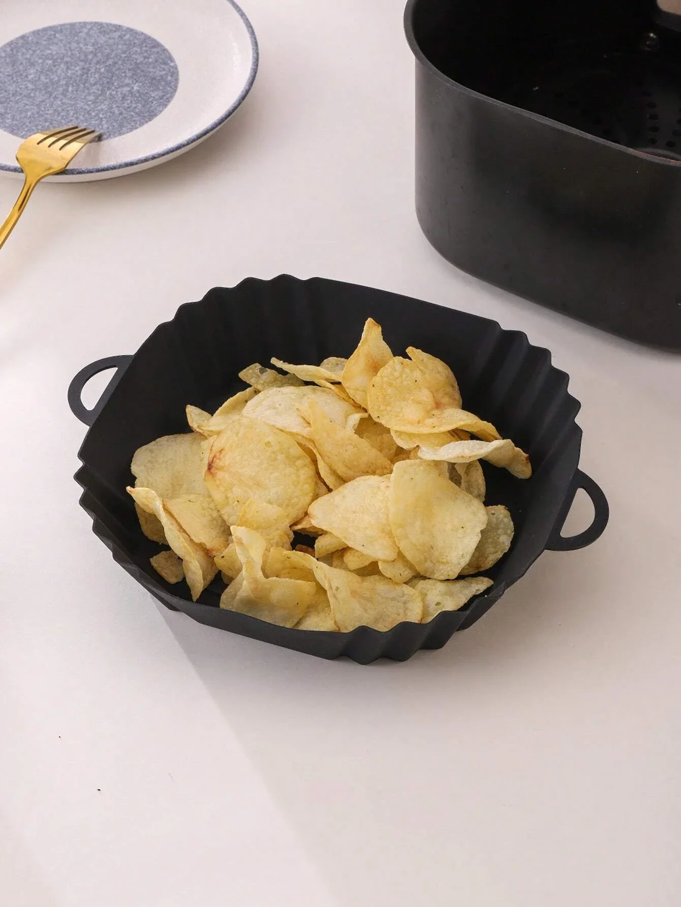 Eco-Friendly Reusable Non-Stick Silicone Air Fryer Liners