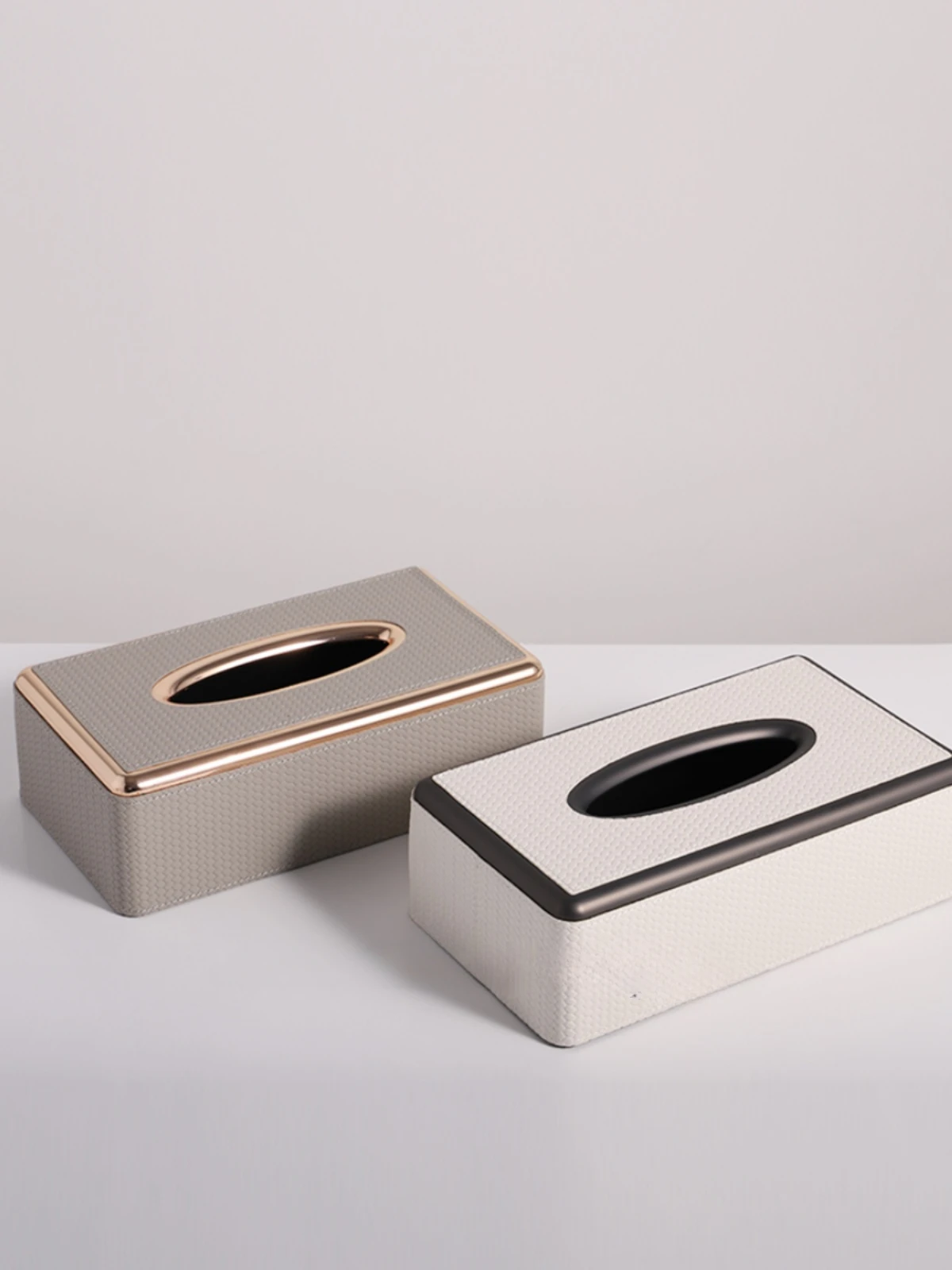 

A modern light luxury woven leather tissue box sample room, sales office, hotel club entrance decoration