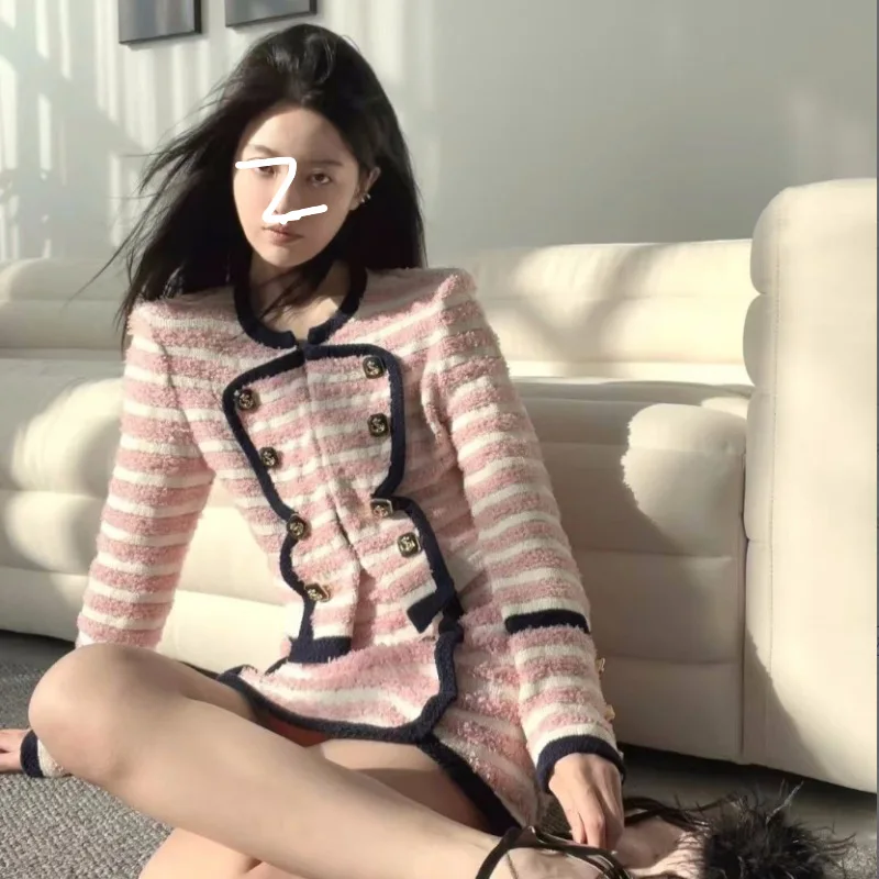 

2023 Fall Winter Women Skirt Suit Long Sleeve Striped Spliced Knitting Jaket A-line Elastic Waist Skirt Formal Pink 2 Piece Set