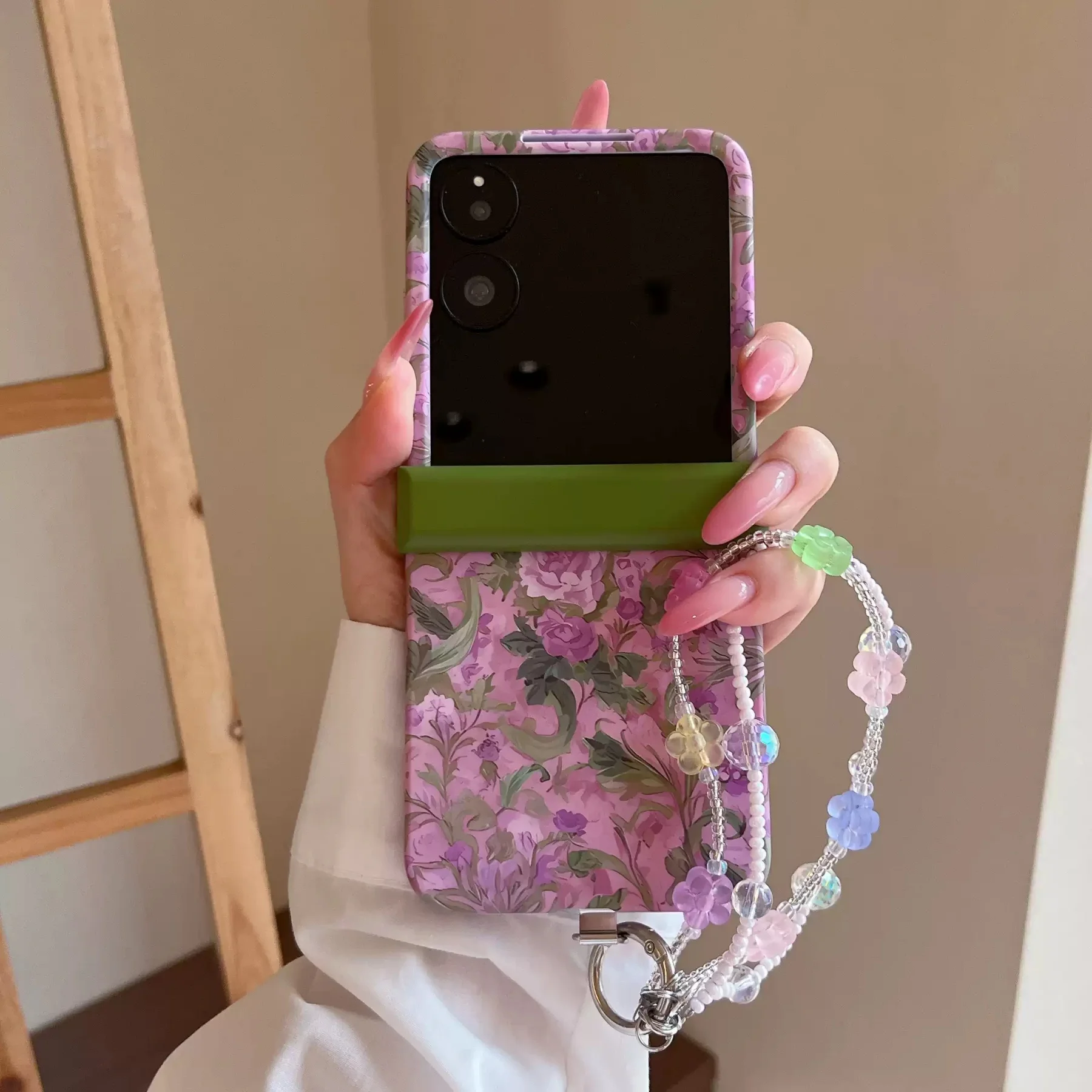 Fresh Full Screen Purple Flowers Case with Chain