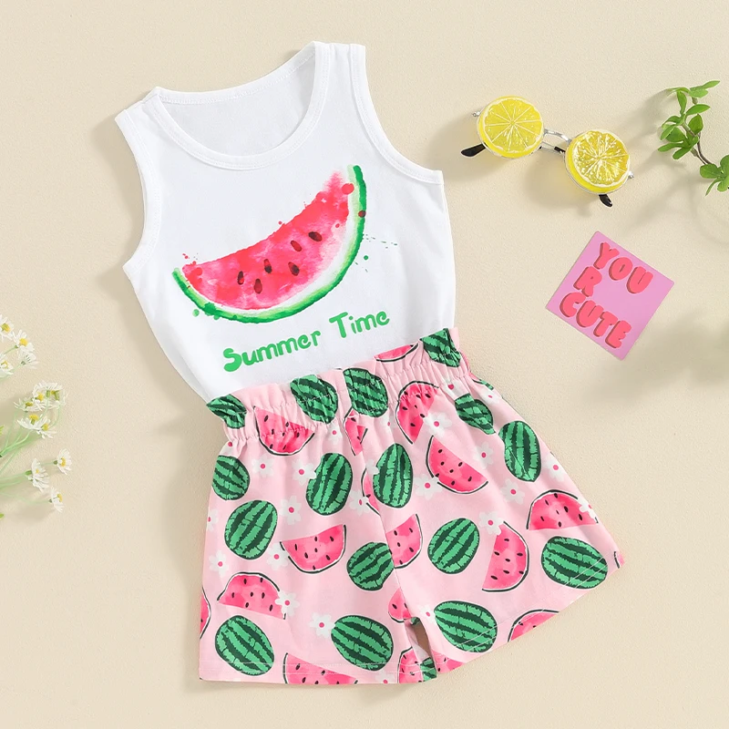 

Детский летний комплект из 2-х предметов, топ без рукавов с круглым вырезом и принтом букв и шорты с цветочным принтом арбуза